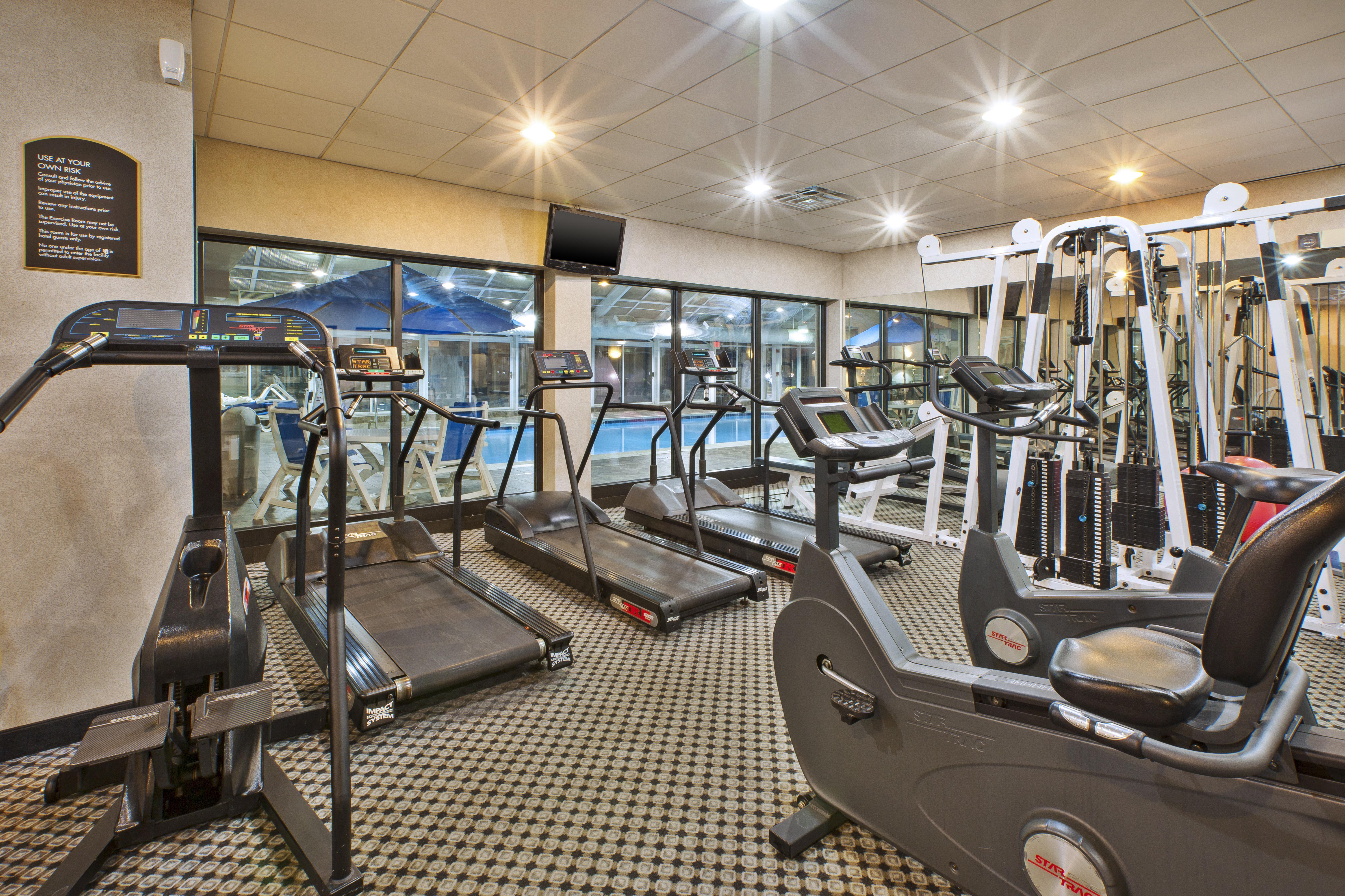 Holiday Inn Express Hotel & Suites - Belleville Area By Ihg Экстерьер фото