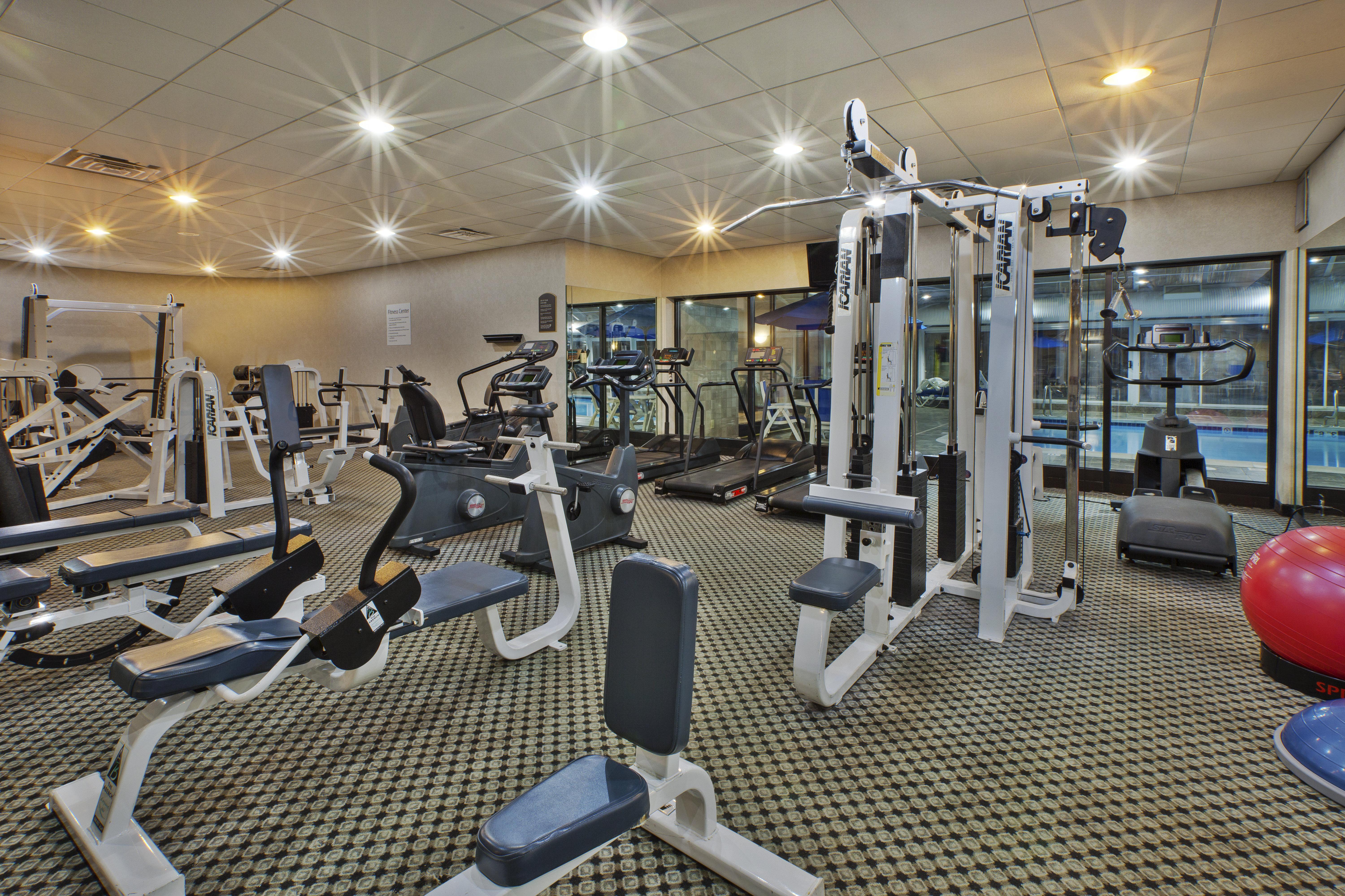 Holiday Inn Express Hotel & Suites - Belleville Area By Ihg Экстерьер фото