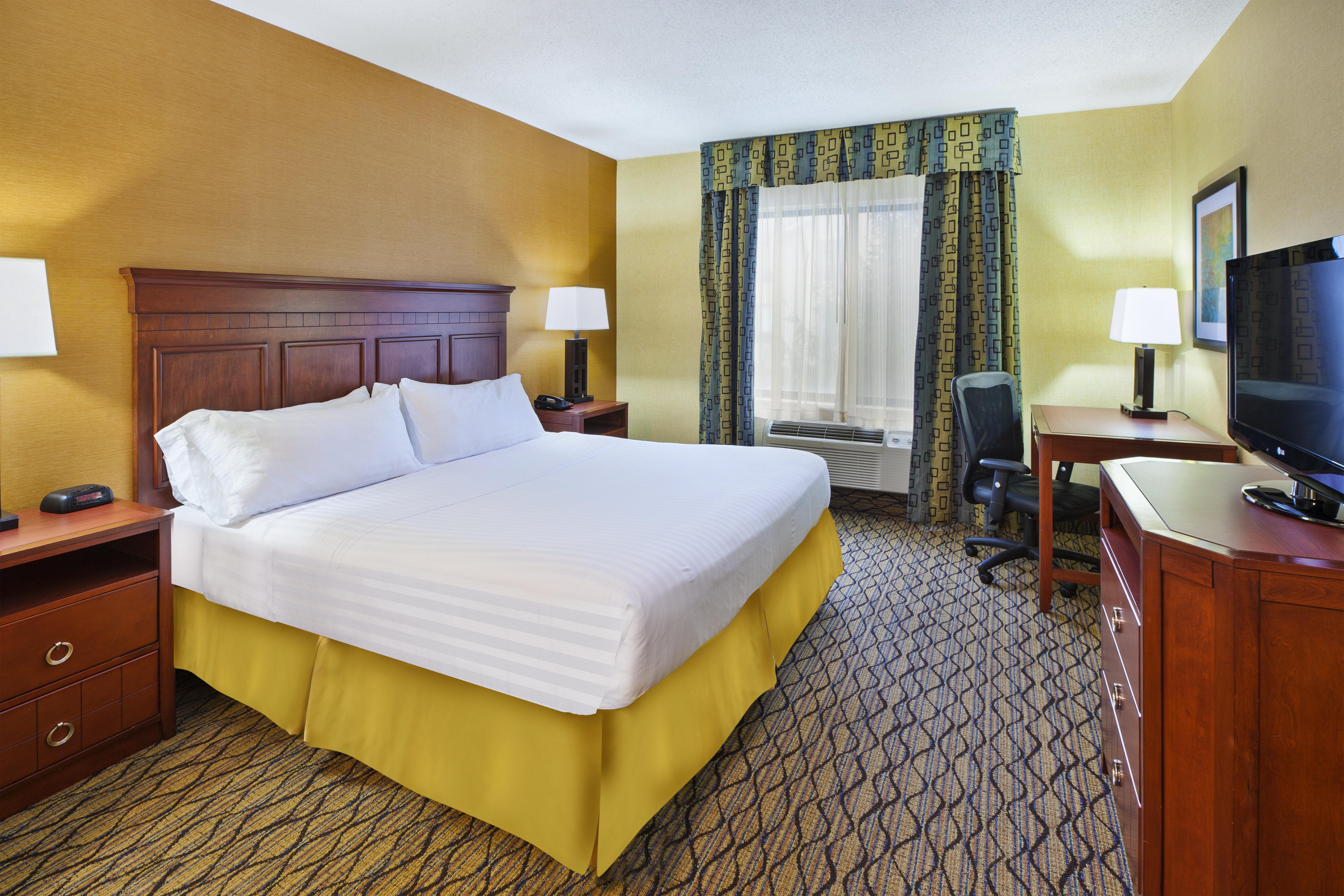 Holiday Inn Express Hotel & Suites - Belleville Area By Ihg Экстерьер фото
