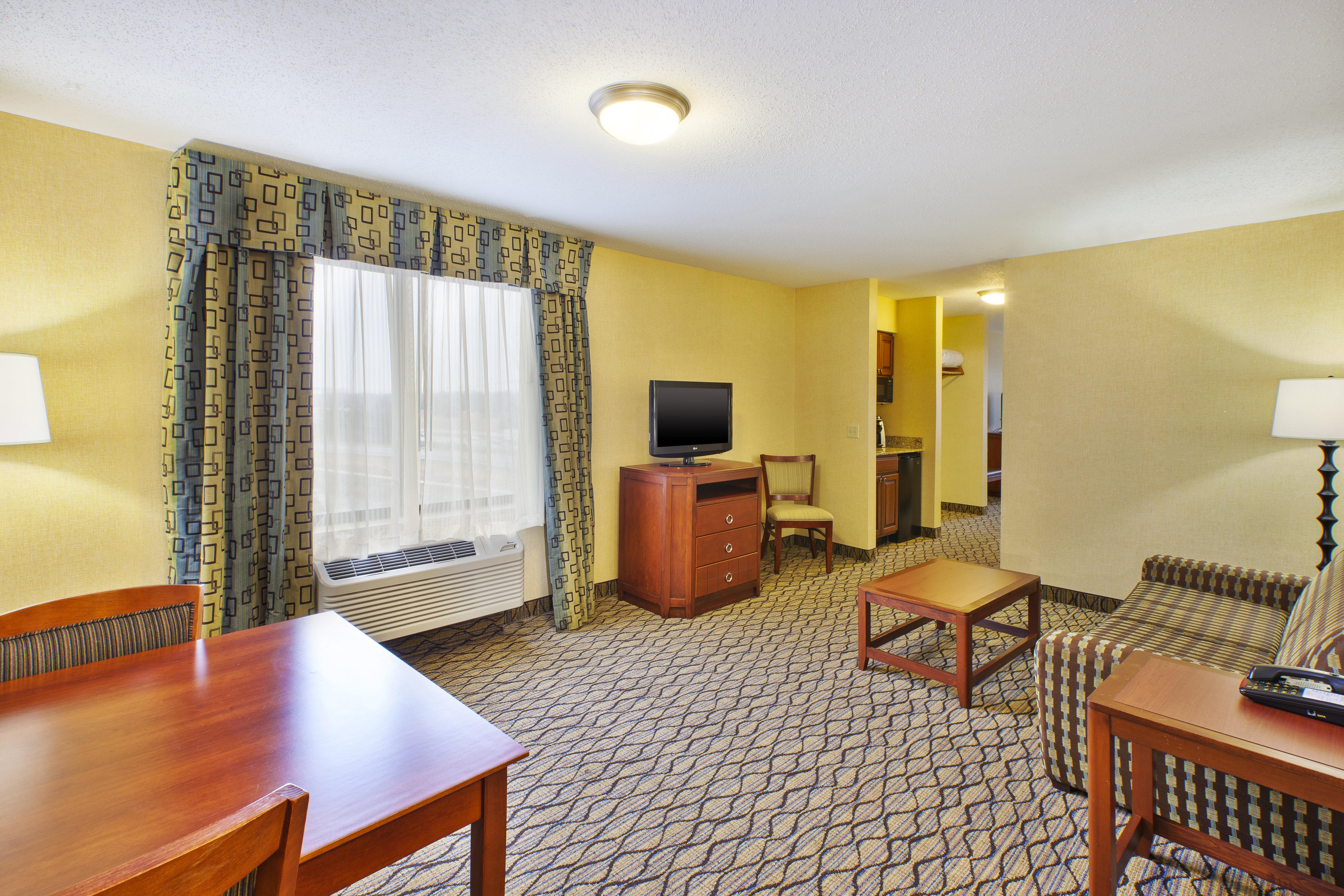 Holiday Inn Express Hotel & Suites - Belleville Area By Ihg Экстерьер фото