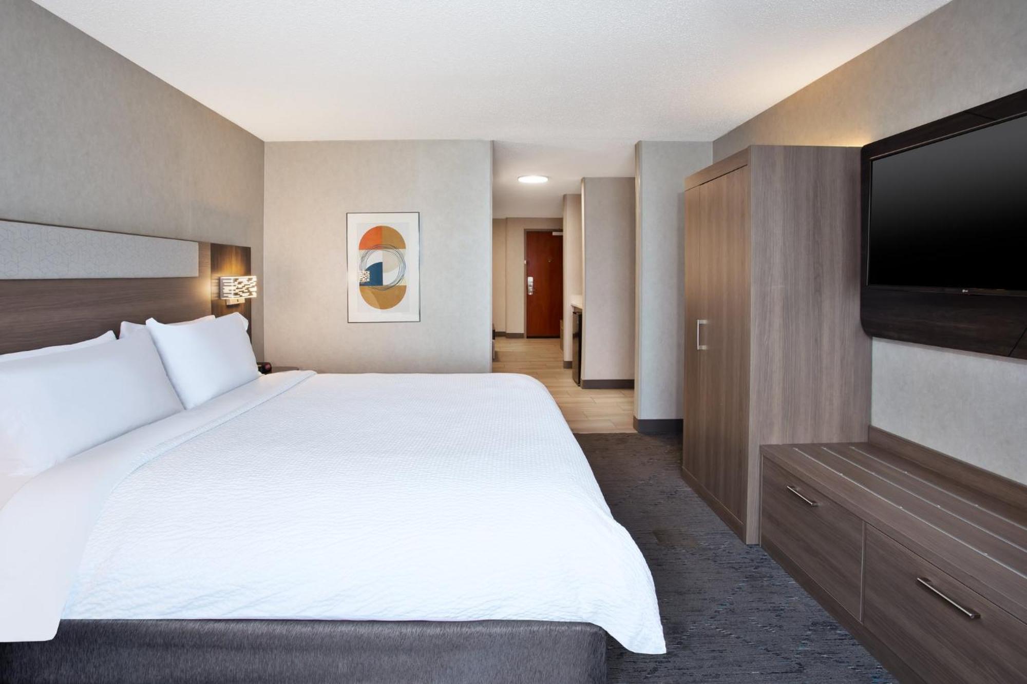 Holiday Inn Express Hotel & Suites - Belleville Area By Ihg Экстерьер фото